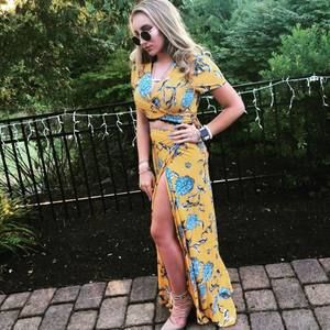 Meet your Posher, Liz